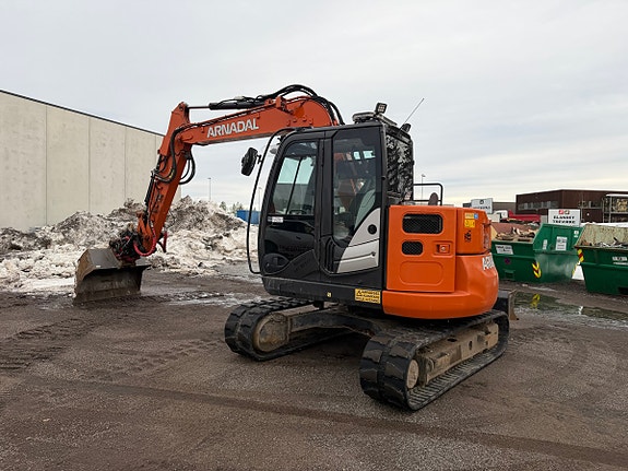 Hitachi X85US-6 Beltegraver - Rototilt R3 - S50 - Smalskuff - VA Skuff - Pusseskuff 2 of 5