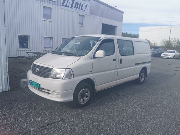 Toyota HiAce 23 of 24