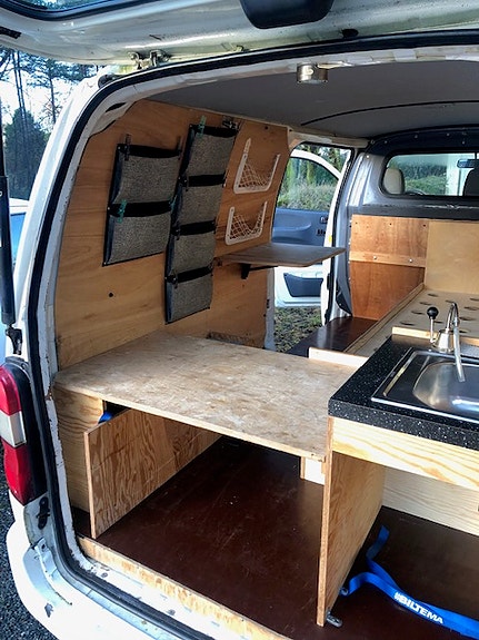 Toyota HiAce 5 of 24