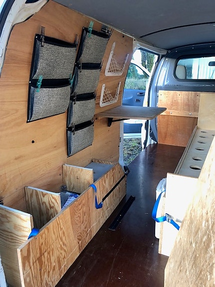 Toyota HiAce 6 of 24