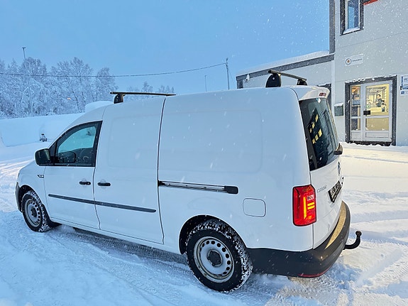 Volkswagen Caddy Maxi 3 of 9