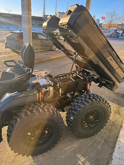 Can-Am Outlander Max 6x6 Backcountry T 1000R 11 of 11