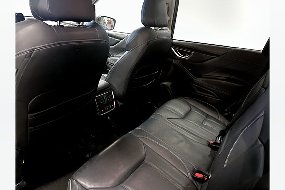 Subaru Forester 13 of 22
