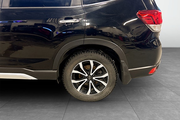 Subaru Forester 10 of 22