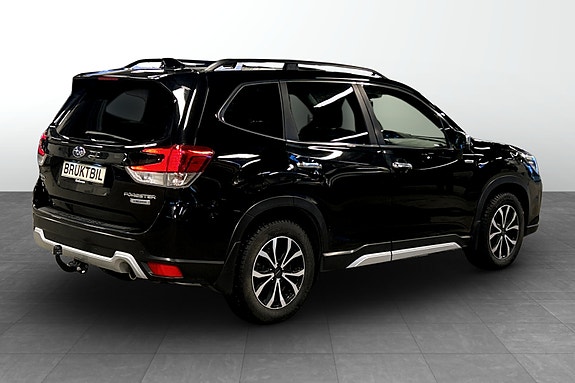 Subaru Forester 5 of 5