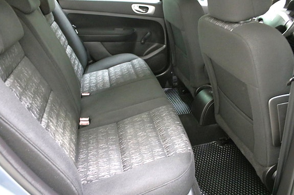 Peugeot 307 10 of 13