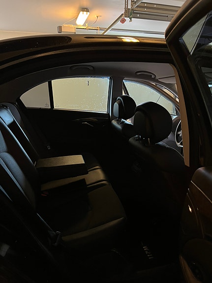 Mercedes-Benz E280 14 of 26