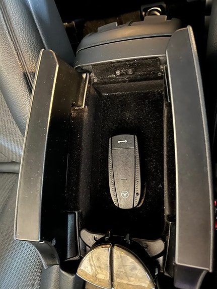 Mercedes-Benz E280 17 of 26