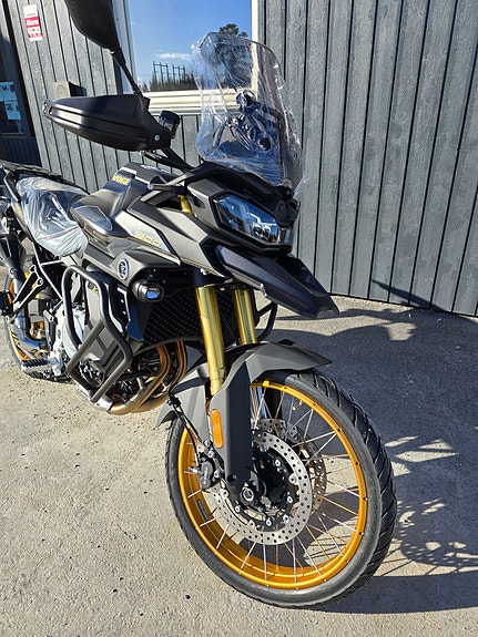 VOGE DS900X 5 of 5