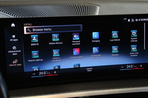 BMW i4 24 of 30