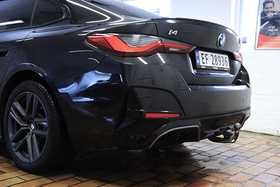 BMW i4 8 of 30
