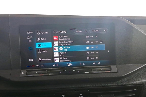 Volkswagen Caddy Maxi 13 of 21