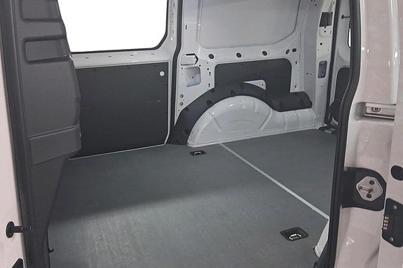 Volkswagen Caddy Maxi 6 of 21