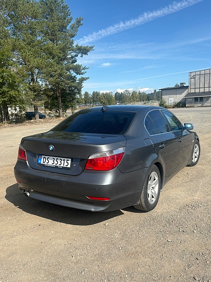 BMW 520d 5 of 30