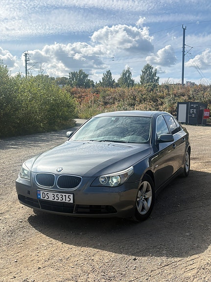 BMW 520d 2 of 30