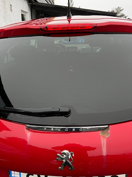 Peugeot 208 4 of 4