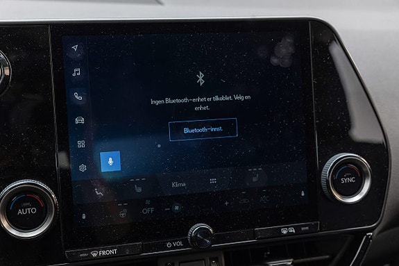 Lexus NX450h 24 of 29