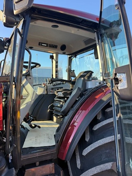 Valtra A115H4 Laster/BKT 650 hjul 2025, kr 995 000,-