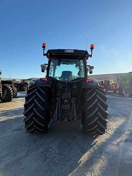 Valtra A115H4 Laster/BKT 650 hjul 2025, kr 995 000,-
