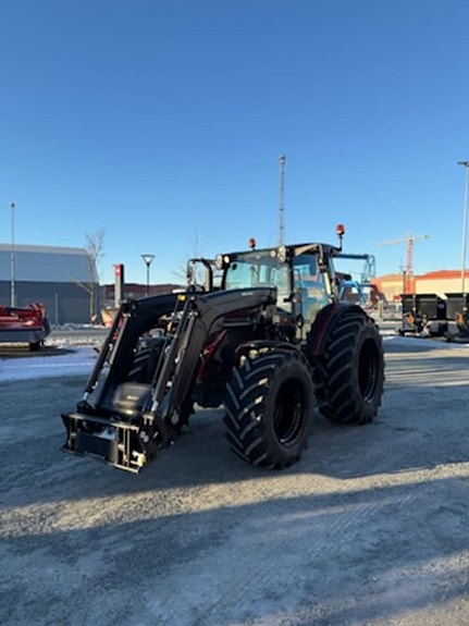 Valtra A115H4 Laster/BKT 650 hjul 2025, kr 995 000,-