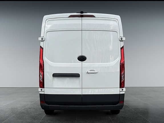 Maxus e-Deliver 9 6 of 17