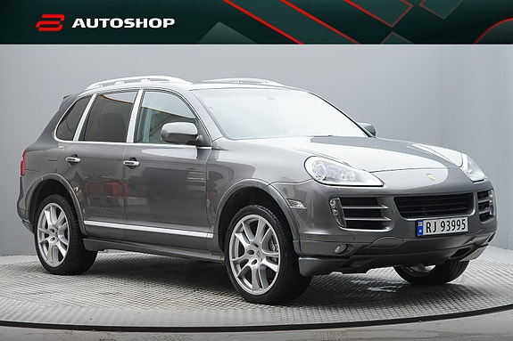 Porsche Cayenne 8 of 24