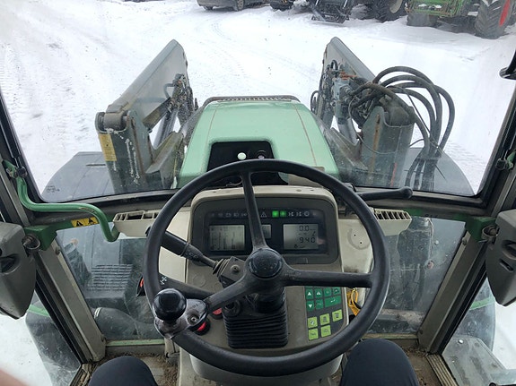 Fendt FARMER 412 VARIO 2004, kr 275 000,-