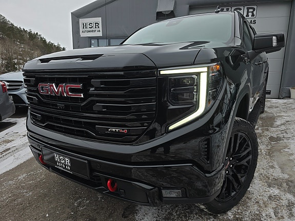 GMC Sierra 3 of 5