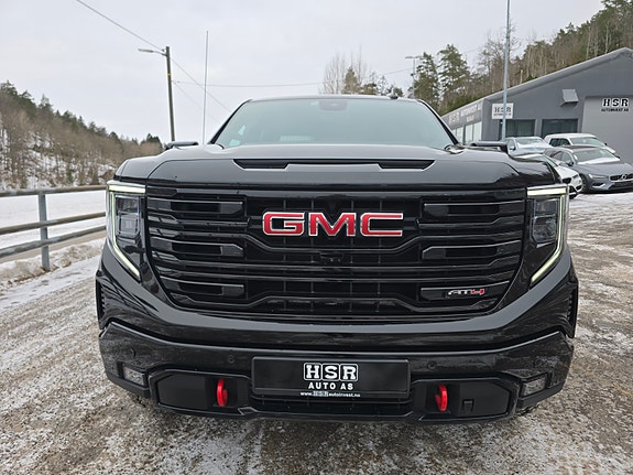 GMC Sierra 5 of 5