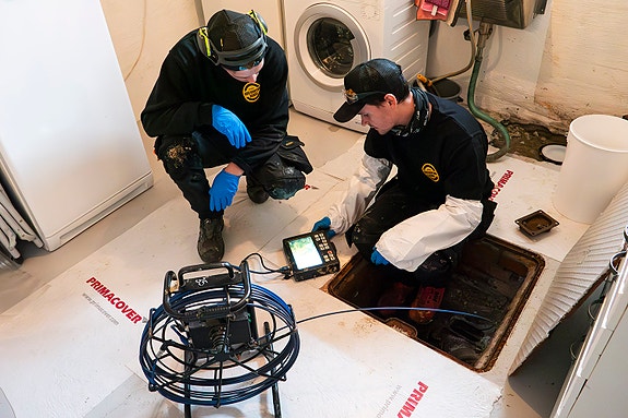 Du vil også utføre rens av rør, rørinspeksjoner med kamera, og diverse andre oppgaver.