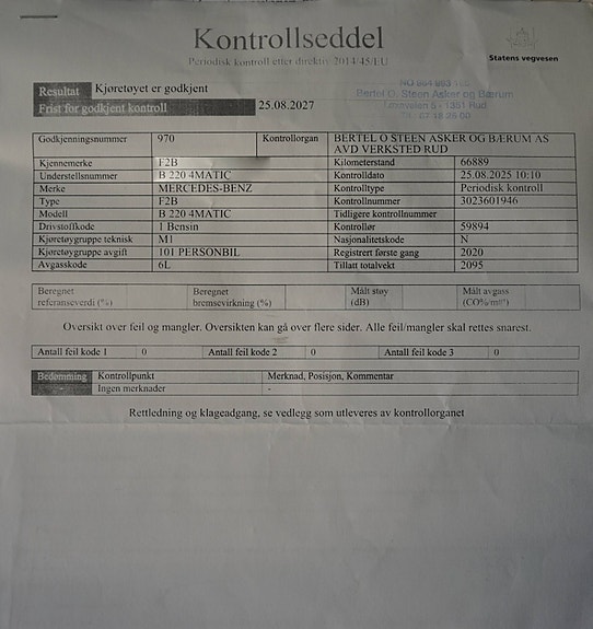 Mercedes-Benz B220 3 of 5