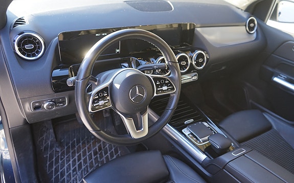 Mercedes-Benz B220 24 of 30