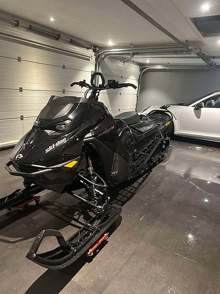 Ski-doo Summit Expert 850 E-TEC