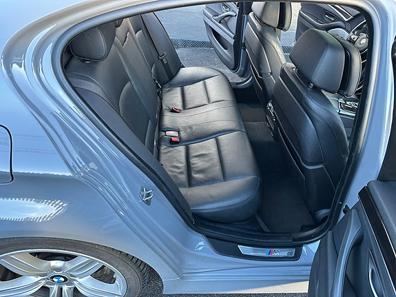 BMW M550d 21 of 28