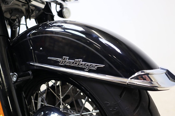 Harley-Davidson FLHCS 1868 ABS Softail Heritage 114 13 of 17