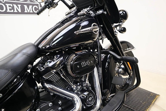 Harley-Davidson FLHCS 1868 ABS Softail Heritage 114 3 of 17