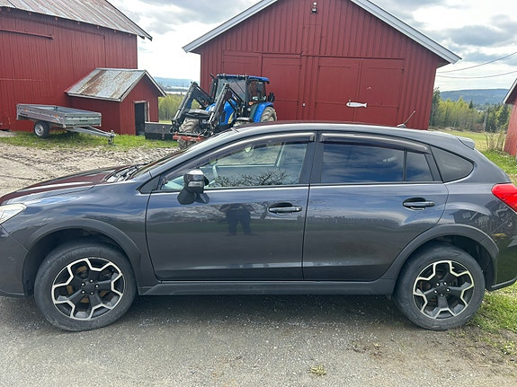 Subaru XV 2 of 5
