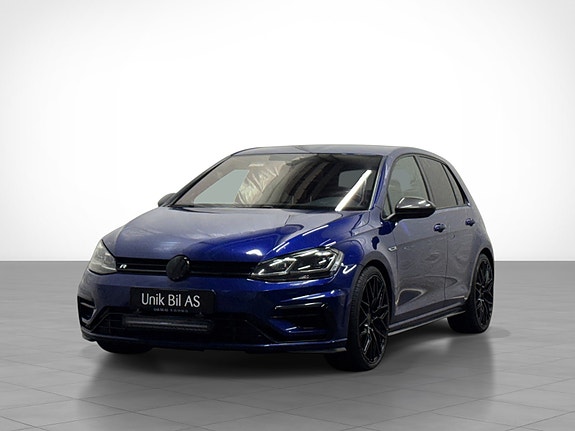 Volkswagen Golf VII 2 of 5