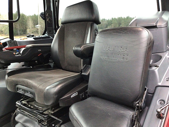 Valtra Q305 med sentralsmøring! Garanti! 2023, kr 1 829 000,-