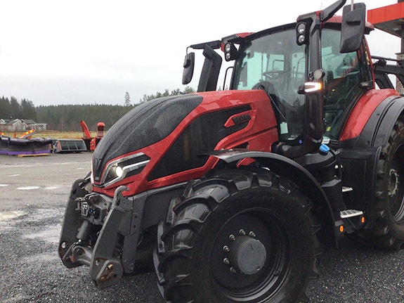 Valtra Q305 med sentralsmøring! Garanti! 2023, kr 1 829 000,-
