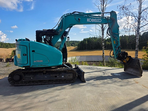 Kobelco SK75SR-7 - 2700 timer 2 of 19