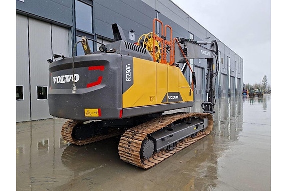 Volvo EC250EL 9 of 12
