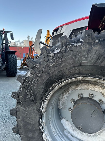 Massey Ferguson MF 7S.210 Fronthydraulikk/PTO/lasterbraketter/GPS 2024, kr 1 659 000,-