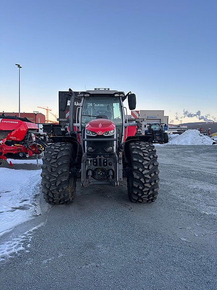 Massey Ferguson MF 7S.210 Fronthydraulikk/PTO/lasterbraketter/GPS 2024, kr 1 659 000,-