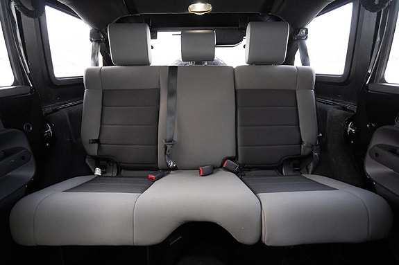 Jeep Wrangler 28 of 28