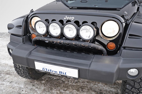 Jeep Wrangler 7 of 28