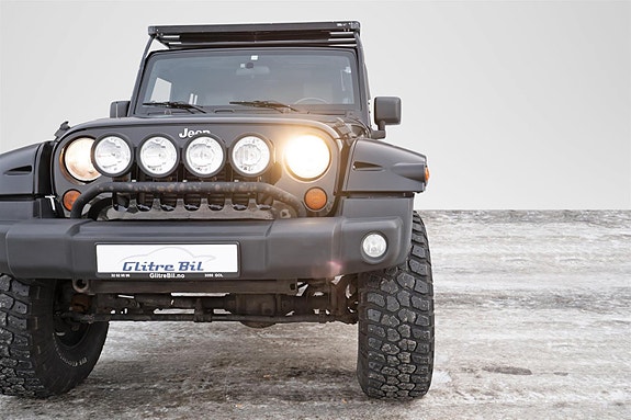 Jeep Wrangler 6 of 28