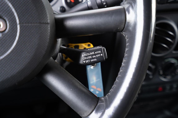 Jeep Wrangler 17 of 28