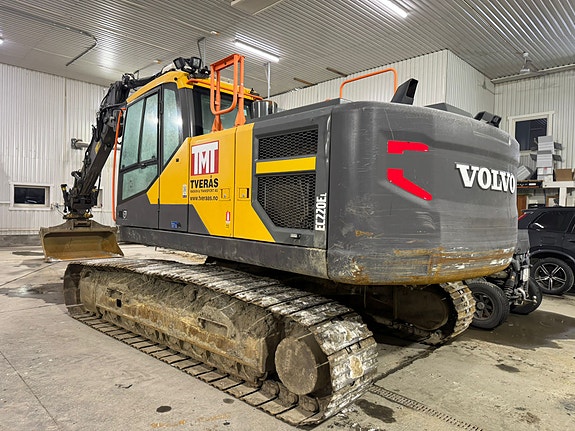 Volvo EC220EL Tillt puss