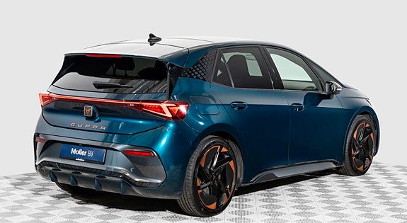 Cupra Born 3 of 5